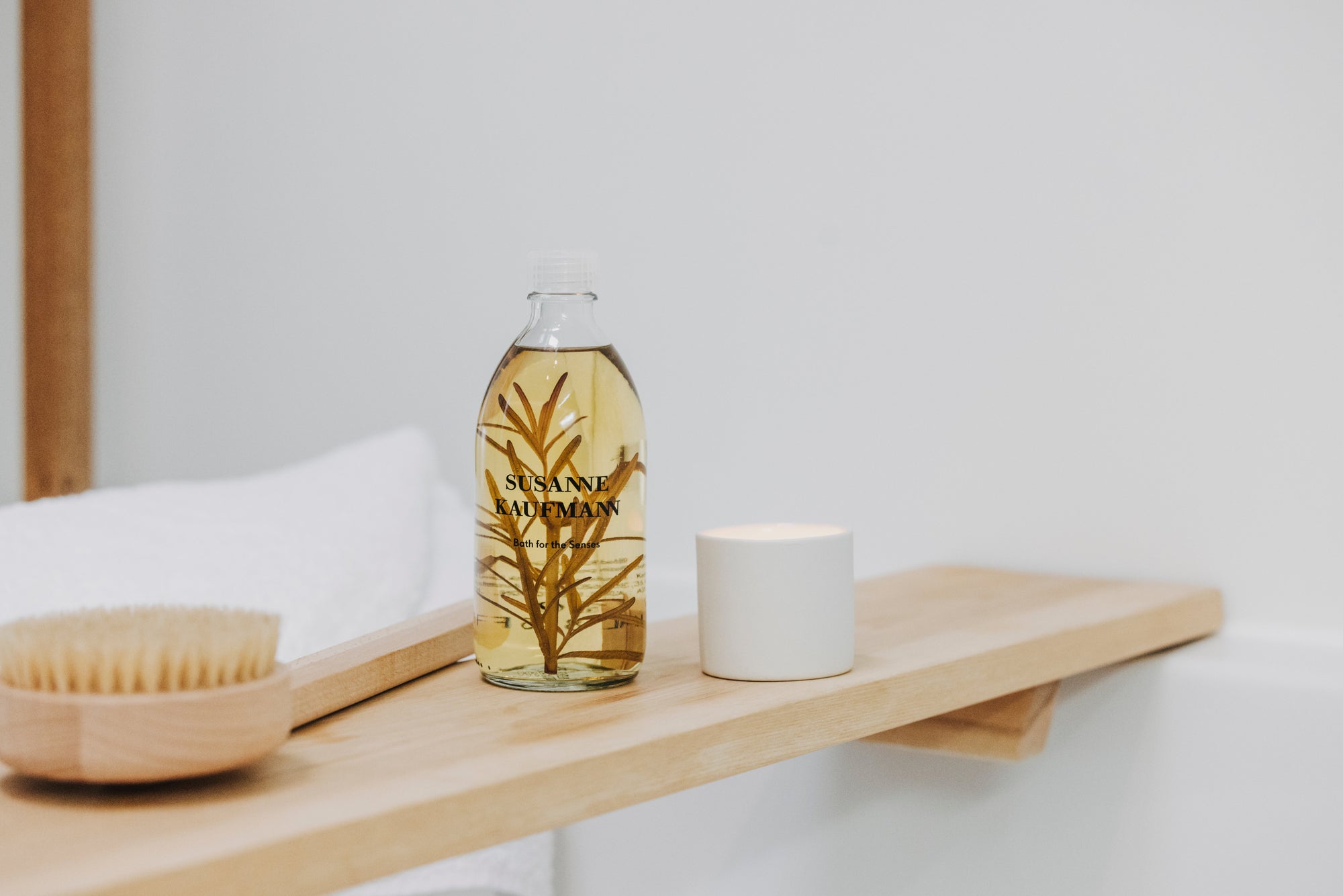 The Ultimate Buyer's Guide to the Best Luxury Bath Oils - Susanne Kaufmann EN