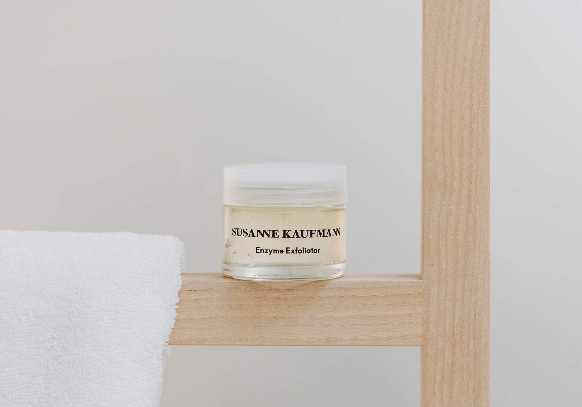 How Do I Take Proper Care of My Skin under a Face Mask? - Susanne Kaufmann EN